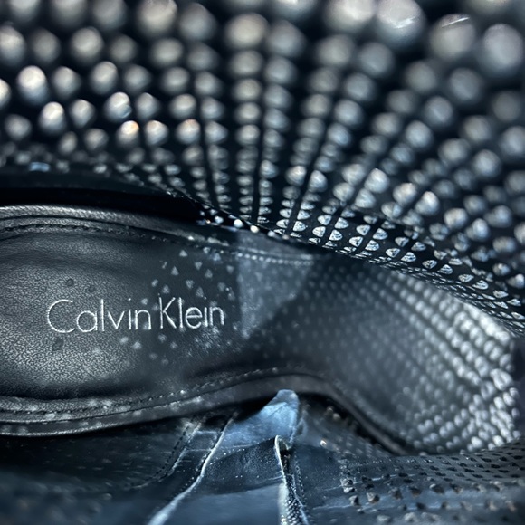 💥PRICE ⬇️
 CALVIN KLEIN  - Black Mesh Bootie - size 7 -💥PRICE ⬇️ - Picture 9 of 13
